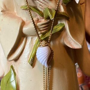 Seashell 🐚 Necklace, up/down for desired length, White & Gold; Adjustable, NWOT